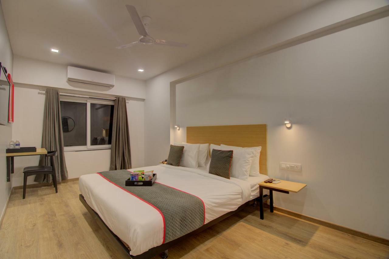 Townhouse Oak Kopar Khairane Navi Mumbai Formerly Ivy Hotel 외부 사진